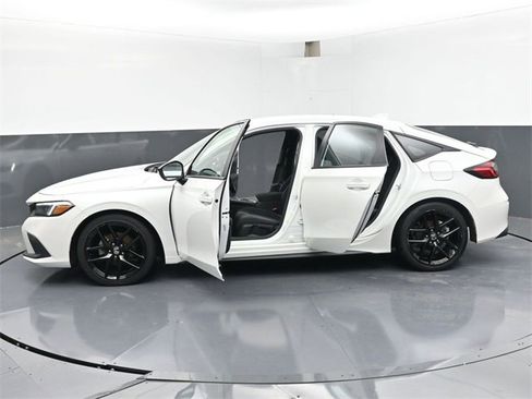 Used 2024 Honda Civic Sport image 48
