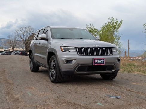 Used 2019 Jeep Grand Cherokee Limited w/ Luxury Group II image 3