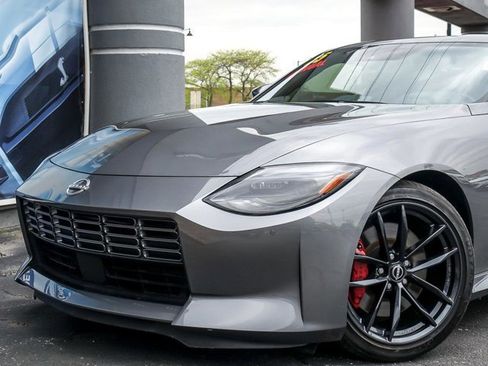 Used 2025 Nissan Z Performance w/ Floor Mat Package RWD image 3