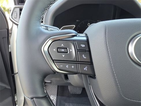 New 2026 Lexus LX 600 4WD w/ Luxury Package image 30