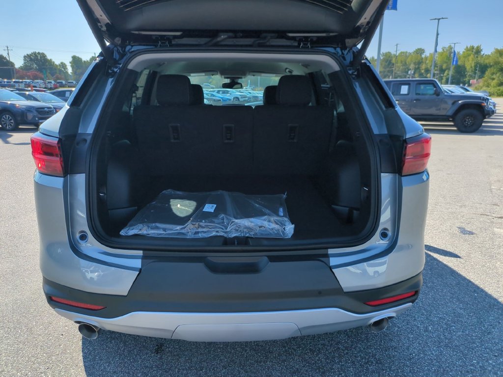 New 2026 Chevrolet Blazer LT w/ Convenience Package FWD image 29