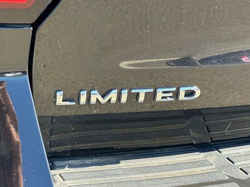 Used 2024 Ford Expedition Limited image 52