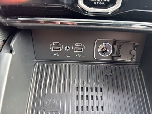 New 2026 Jeep Grand Cherokee L Limited image 23