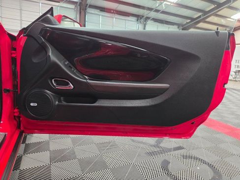 Used 2015 Chevrolet Camaro SS w/ Commemorative Special Edition RWD image 32