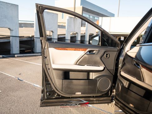 Used 2021 Lexus RX 350L FWD w/ Premium Package image 44