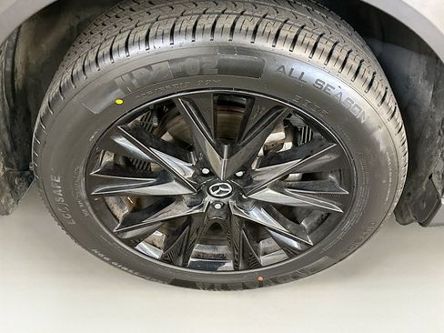 Used 2024 MAZDA CX-5 Carbon Edition image 11