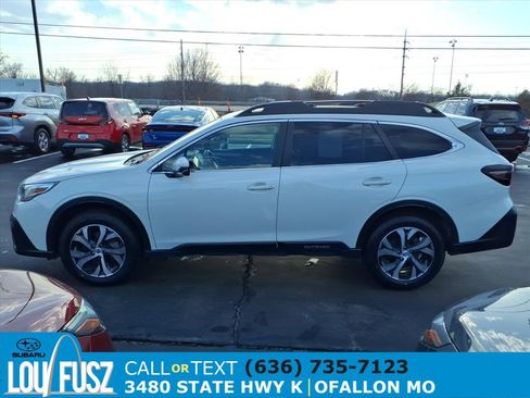 Used 2022 Subaru Outback Limited image 4