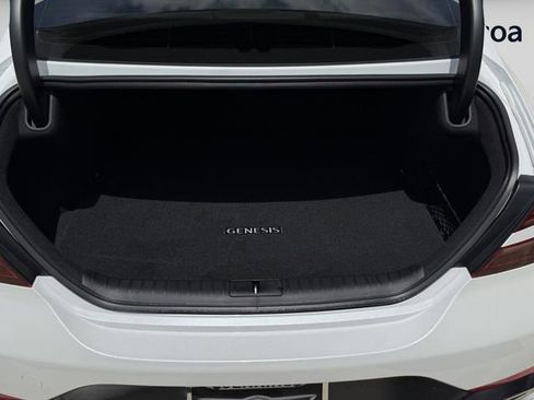 Used 2025 Genesis G70 2.5T RWD image 15