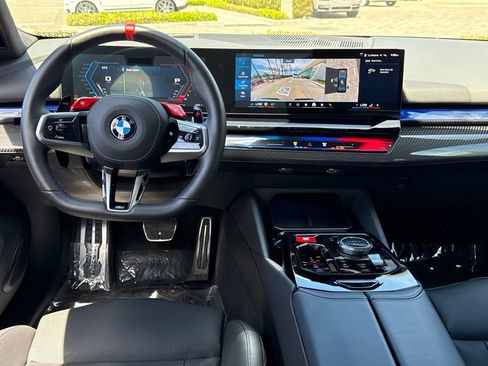 Used 2026 BMW M5 w/ Executive Package AWD/4WD image 31