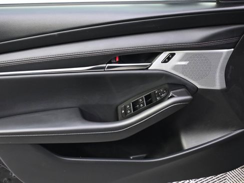 Certified 2025 MAZDA MAZDA3 Hatchback w/Premium Plus Pkg image 22