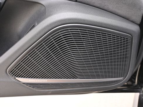 Used 2019 Audi S4 Premium Plus w/ Premium Plus Package AWD/4WD image 32