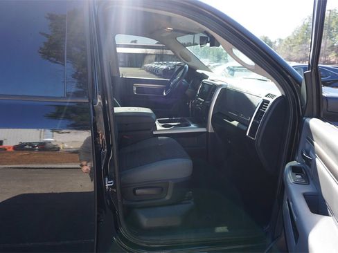 Used 2018 RAM 1500 Big Horn image 15