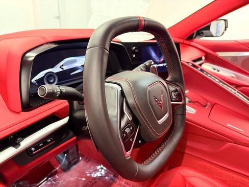 Used 2023 Chevrolet Corvette Stingray w/ Z51 Performance Package image 34