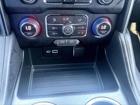 Used 2022 Chevrolet Tahoe LS RWD image 24
