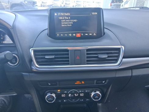 Used 2017 MAZDA MAZDA3 Grand Touring FWD image 16