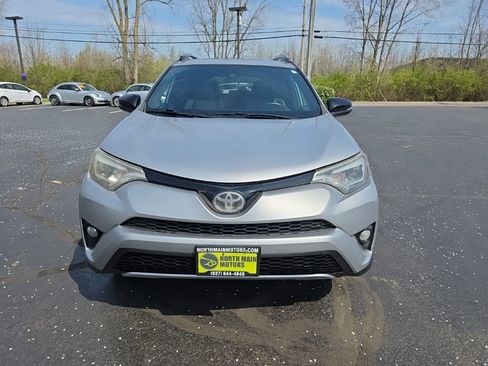 Used 2017 Toyota RAV4 SE w/ Power Special Value Package image 2