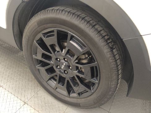 Used 2022 Kia Telluride SX w/ SX Prestige Package image 31