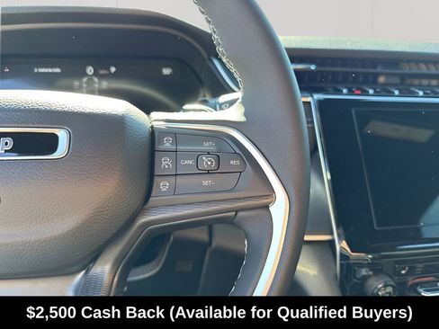 New 2025 Jeep Grand Cherokee L Laredo w/ Luxury Tech Group I RWD image 34