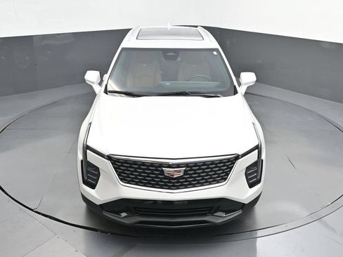 Used 2024 Cadillac XT4 Premium Luxury w/ Active Safety Package FWD image 36