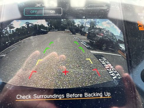 Certified 2025 Subaru Outback Premium AWD/4WD image 16
