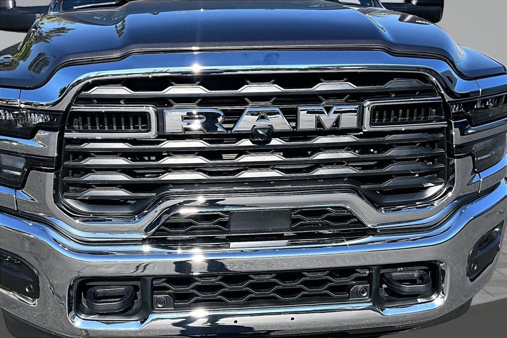 Certified 2026 RAM 2500 Big Horn AWD/4WD image 30
