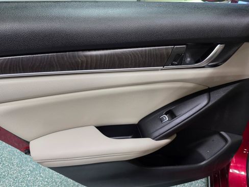Used 2021 Honda Accord EX-L image 20