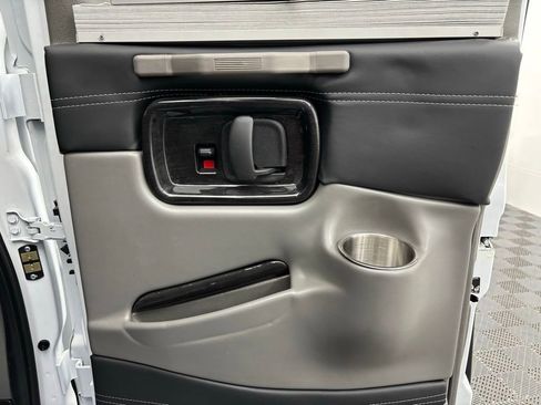 New 2025 GMC Savana 2500 Extended w/ Driver Convenience Package image 28