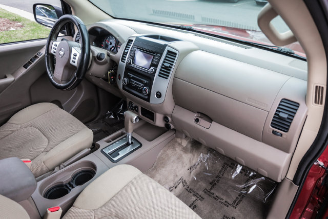 Used 2018 Nissan Frontier SV AWD/4WD image 58