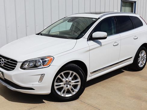Used 2016 Volvo XC60 T5 Premier image 1