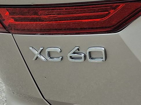 Used 2023 Volvo XC60 T8 Plus w/ Protection Package Premier AWD/4WD image 36