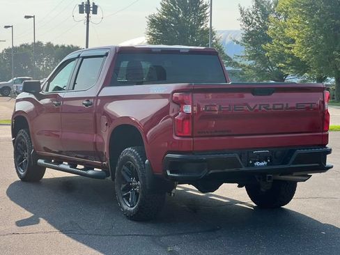 Used 2024 Chevrolet Silverado 1500 LT Trail Boss w/ LPO, Dark Essentials Package AWD/4WD image 12