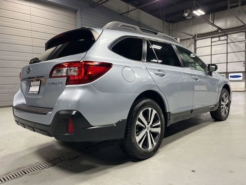 Used 2019 Subaru Outback 2.5i Limited image 7