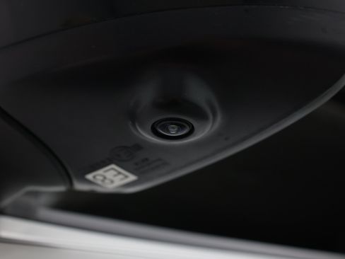 Used 2019 Nissan Kicks SR w/ SR Premium Package FWD image 12