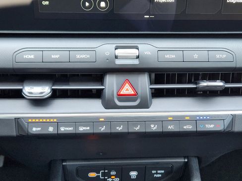 New 2026 Kia K4 LXS image 14