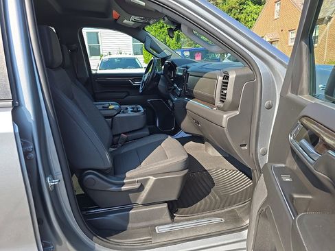Used 2023 Chevrolet Silverado 1500 LT image 15