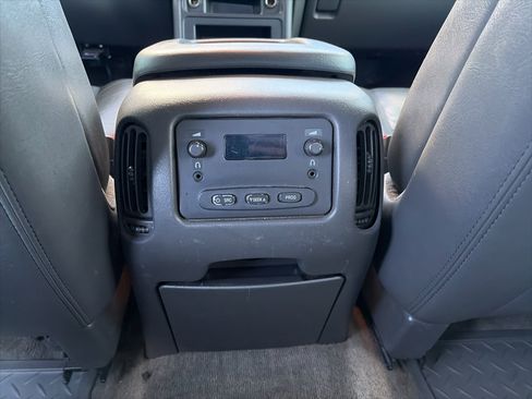 Used 2005 Chevrolet Silverado 3500 LT w/ Heavy-Duty Power Package image 11