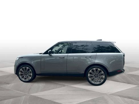 Used 2024 Land Rover Range Rover SE AWD/4WD image 5