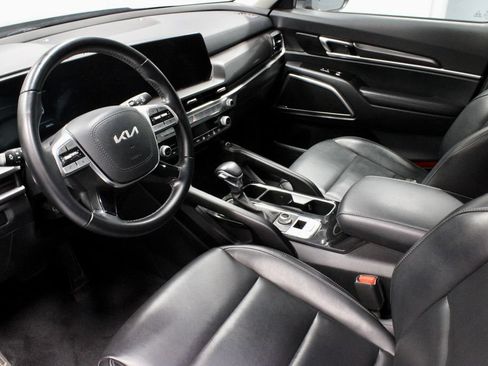 Used 2025 Kia Telluride S AWD/4WD image 24