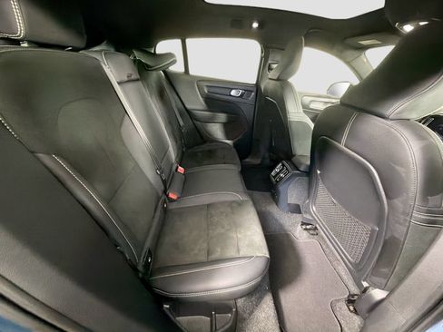 Certified 2023 Volvo C40 P8 Recharge Ultimate AWD/4WD image 29