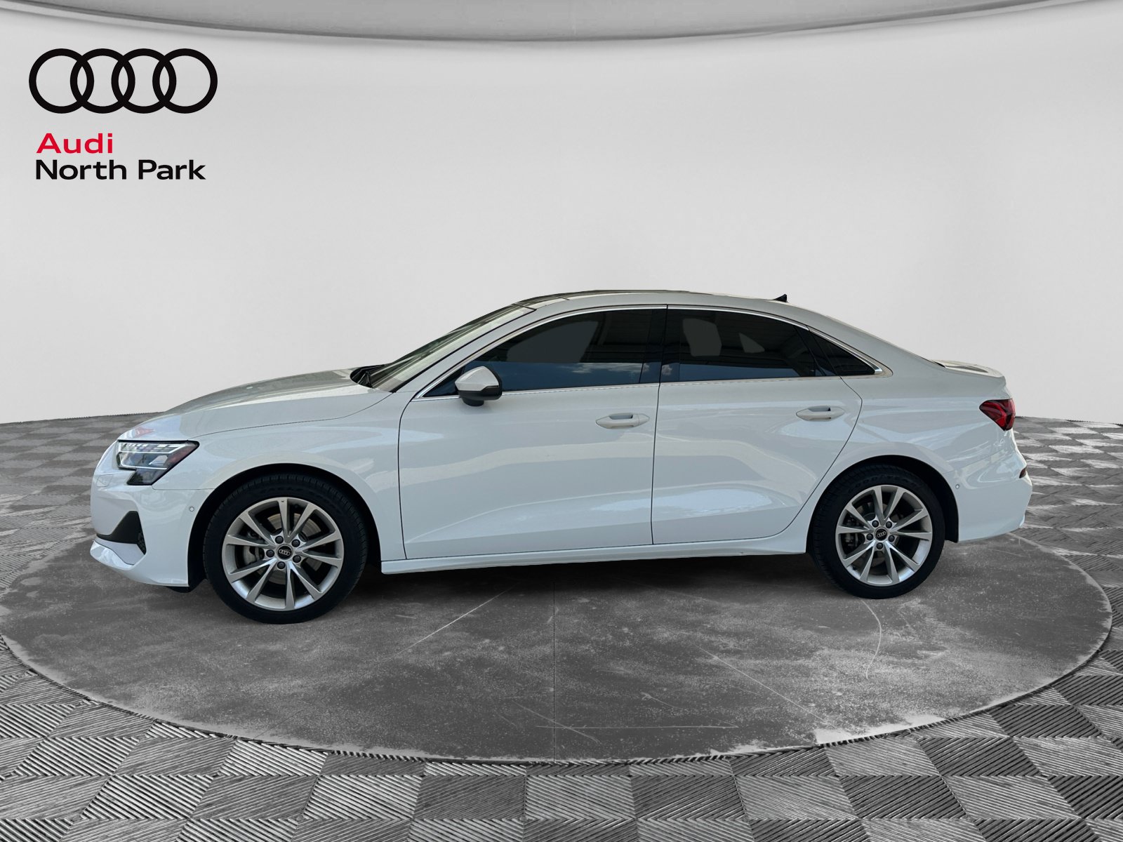 Used 2025 Audi A3 2.0T Premium AWD/4WD image 2