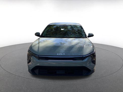 Used 2025 Kia K4 LXS image 2