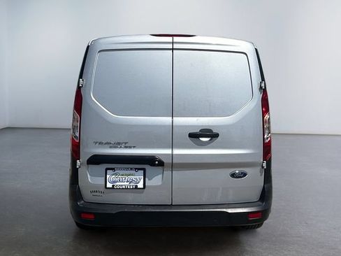 Used 2022 Ford Transit Connect XL FWD image 4