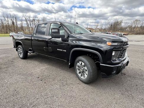 New 2026 Chevrolet Silverado 2500 Custom w/ Custom Value Package AWD/4WD image 8