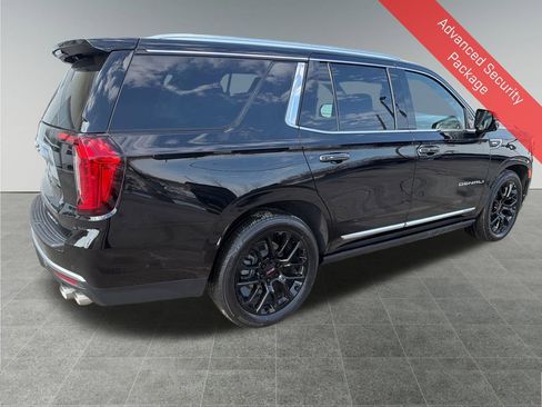 Used 2023 GMC Yukon Denali w/ Advanced Technology Package image 6