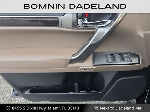 Used 2022 Lexus GX 460 Premium image 16
