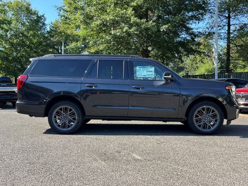 New 2025 Ford Expedition Max Platinum w/ Stealth Performance Package image 3