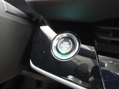 Certified 2025 Buick Envision Preferred image 19