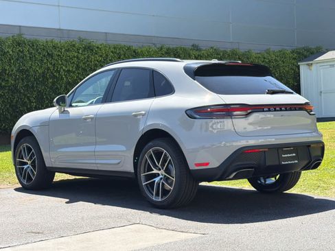 New 2026 Porsche Macan AWD/4WD image 3