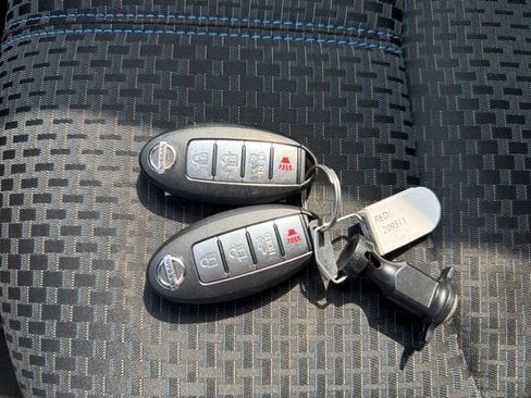 Used 2019 Nissan Sentra SR FWD image 24