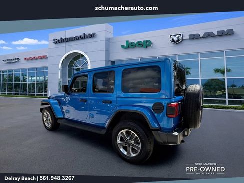 Used 2022 Jeep Wrangler Unlimited Sahara w/ LED Lighting Group AWD/4WD image 5